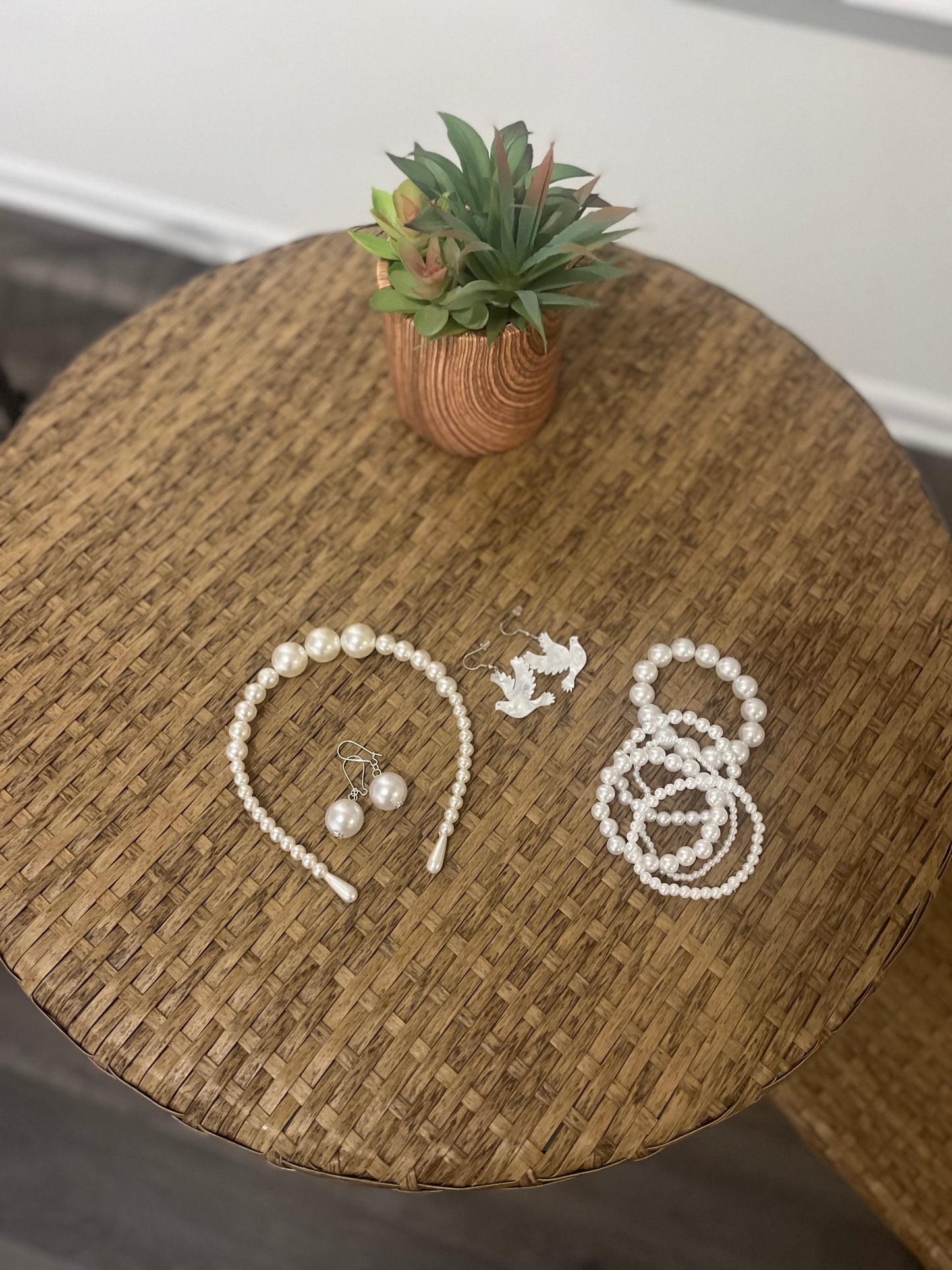 All things Pearl Collection