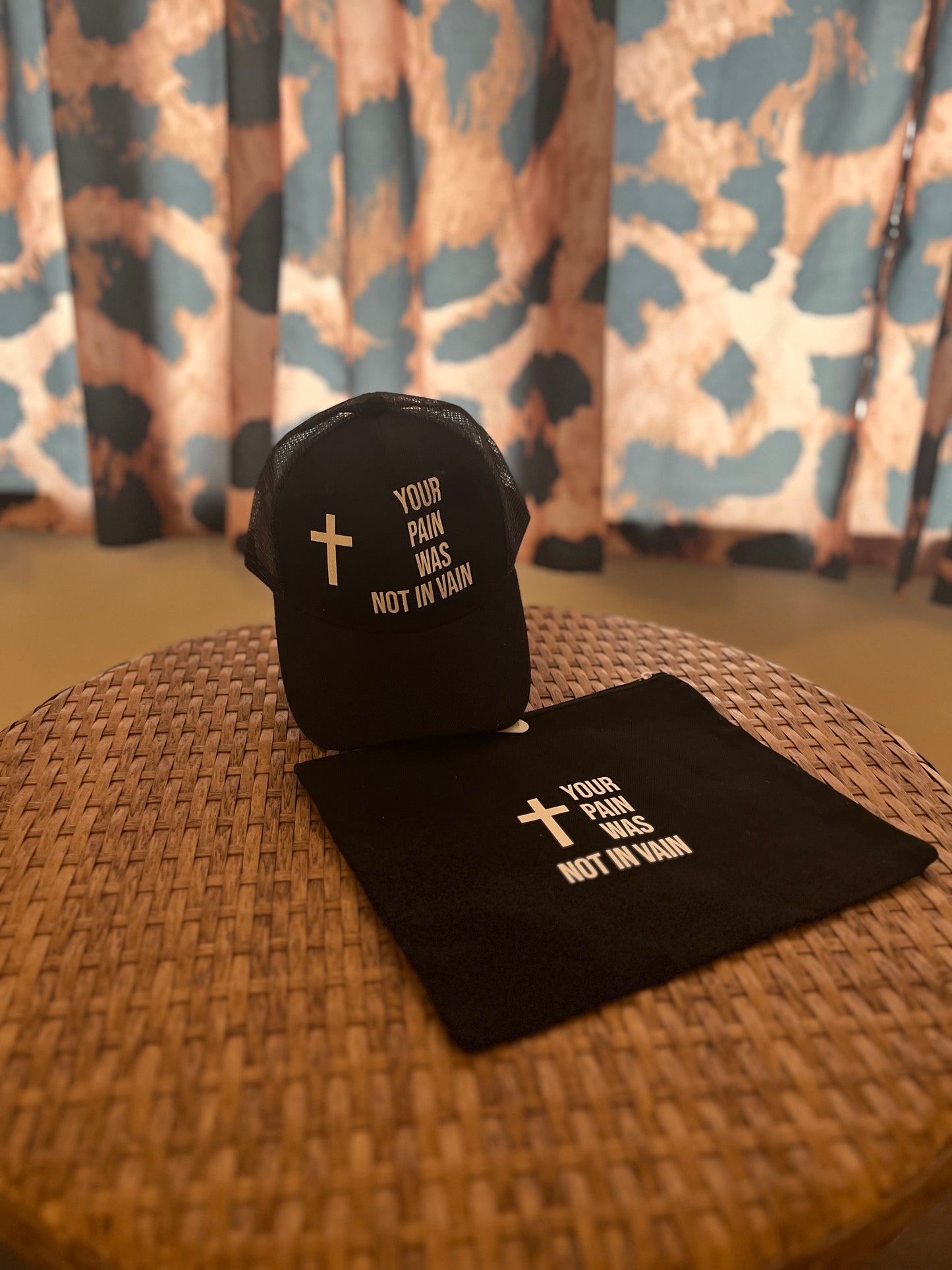 Custom hat and cosmetic bag set