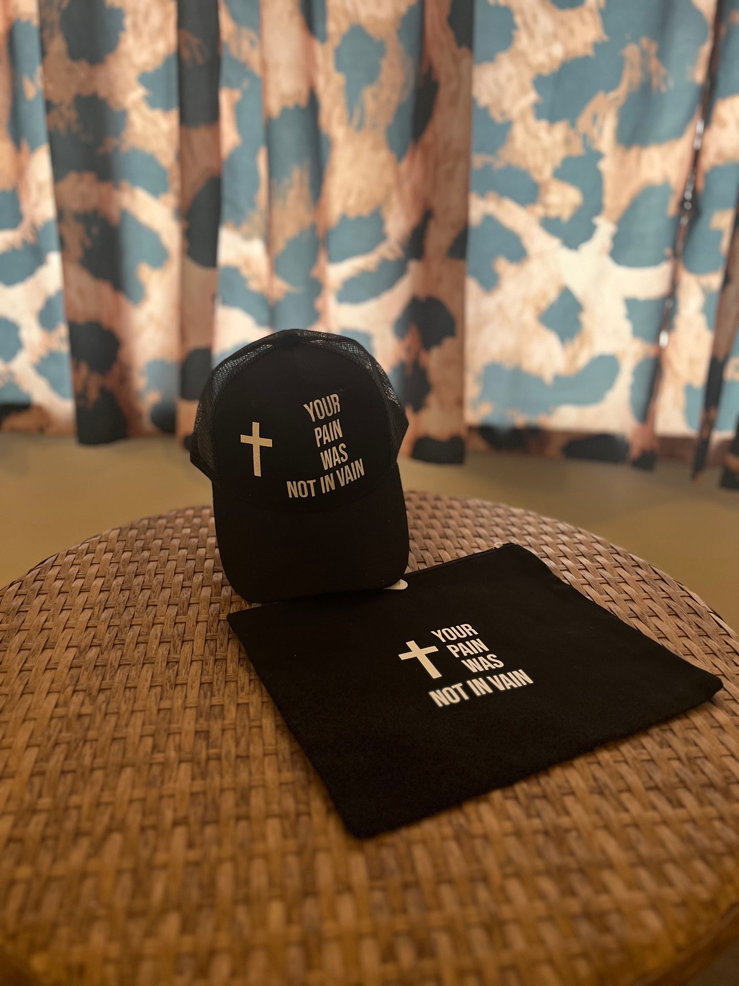 Custom hat and cosmetic bag set