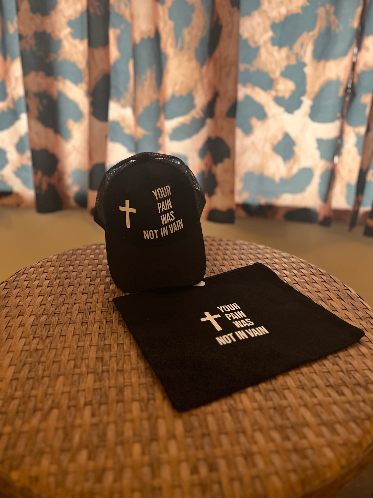 Custom hat and cosmetic bag set