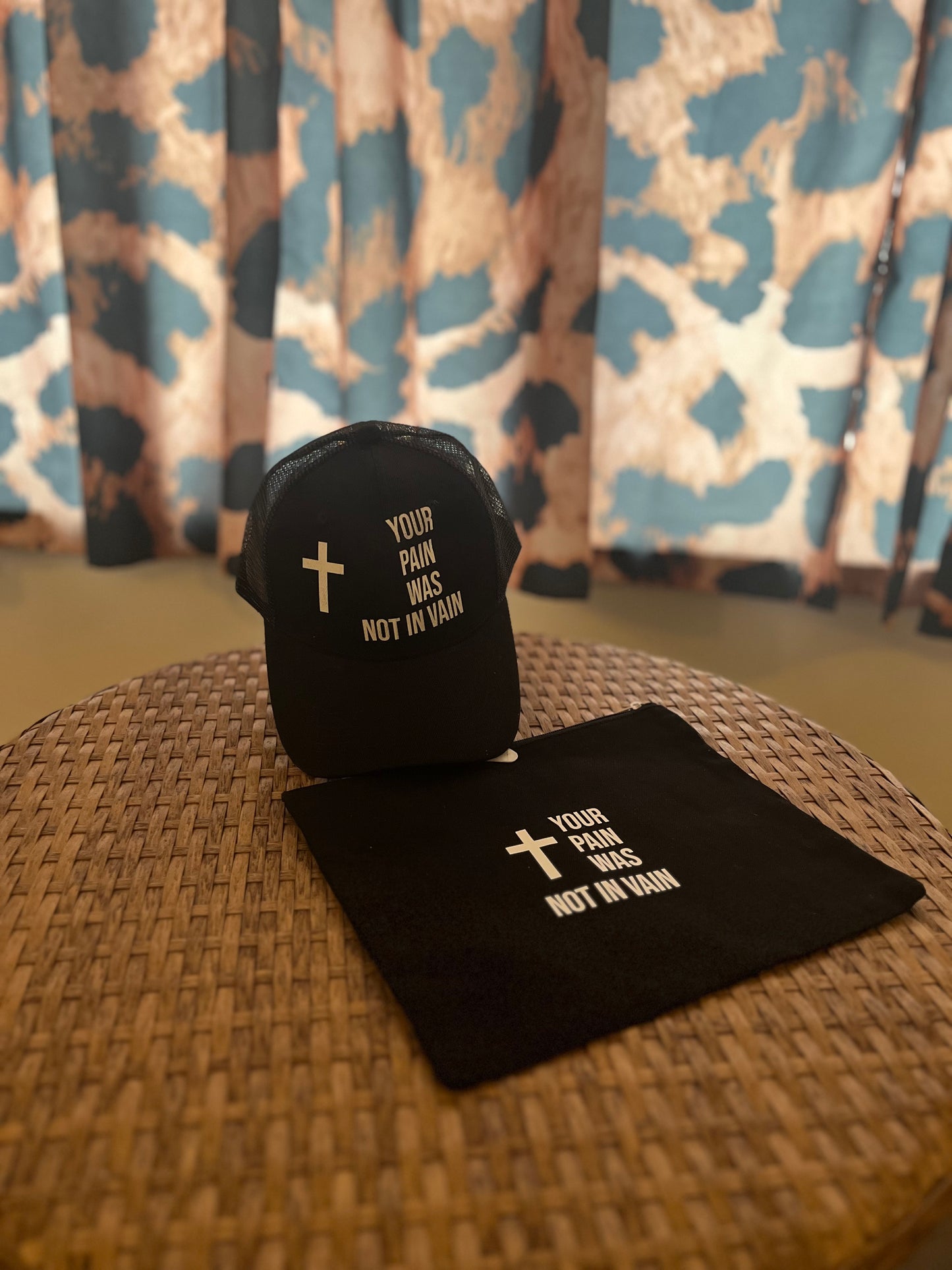 Custom hat and cosmetic bag set